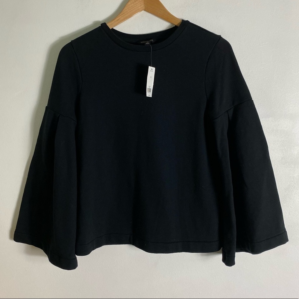 Banana Republic Semi Cropped Bell long Sleeves Pullover